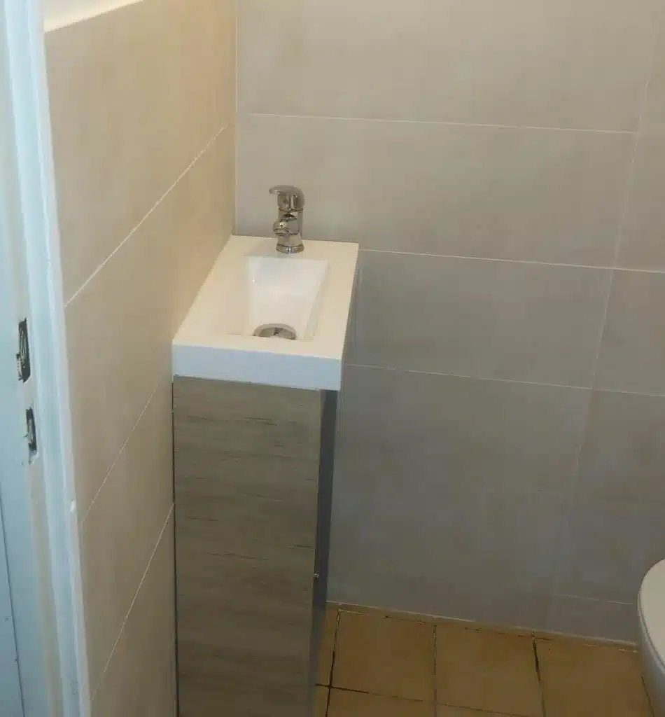 pose lavabo salle de bain